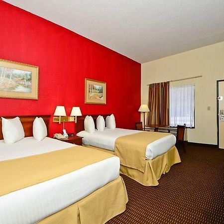 Manchester Heritage Inn & Suites Buitenkant foto