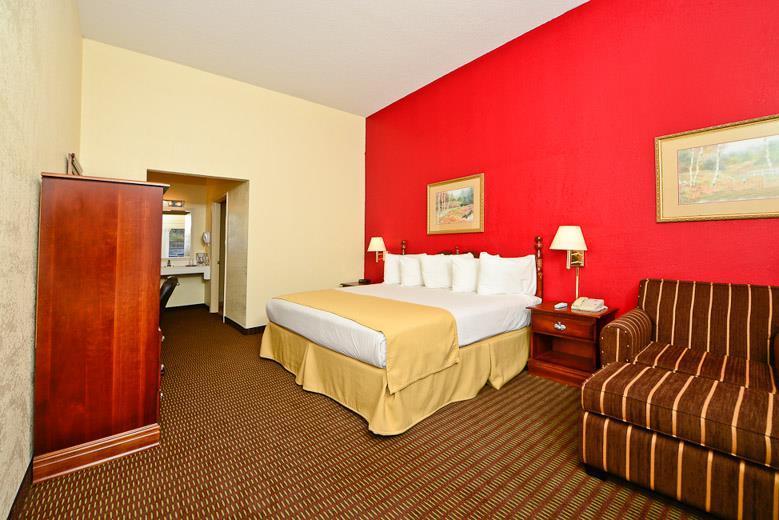 Manchester Heritage Inn & Suites Buitenkant foto