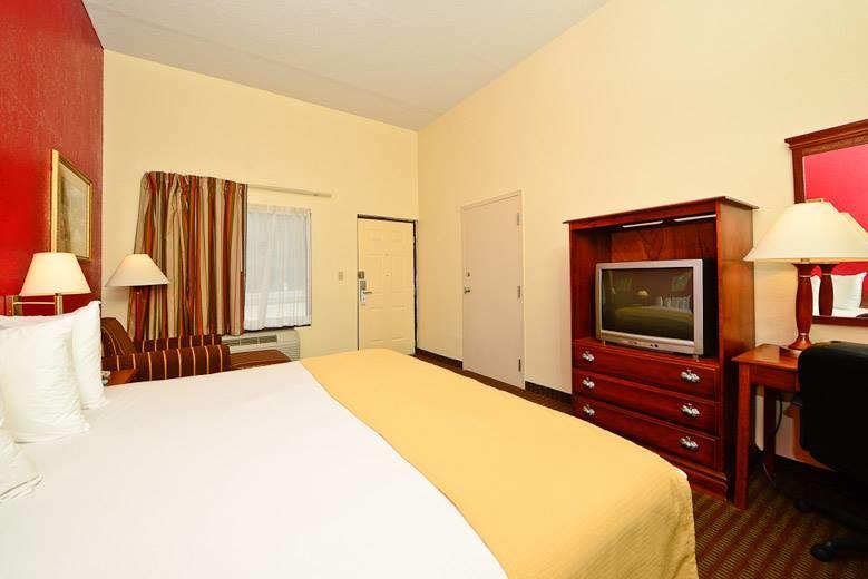 Manchester Heritage Inn & Suites Buitenkant foto
