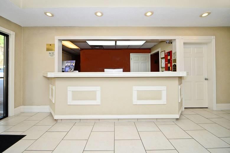 Manchester Heritage Inn & Suites Buitenkant foto